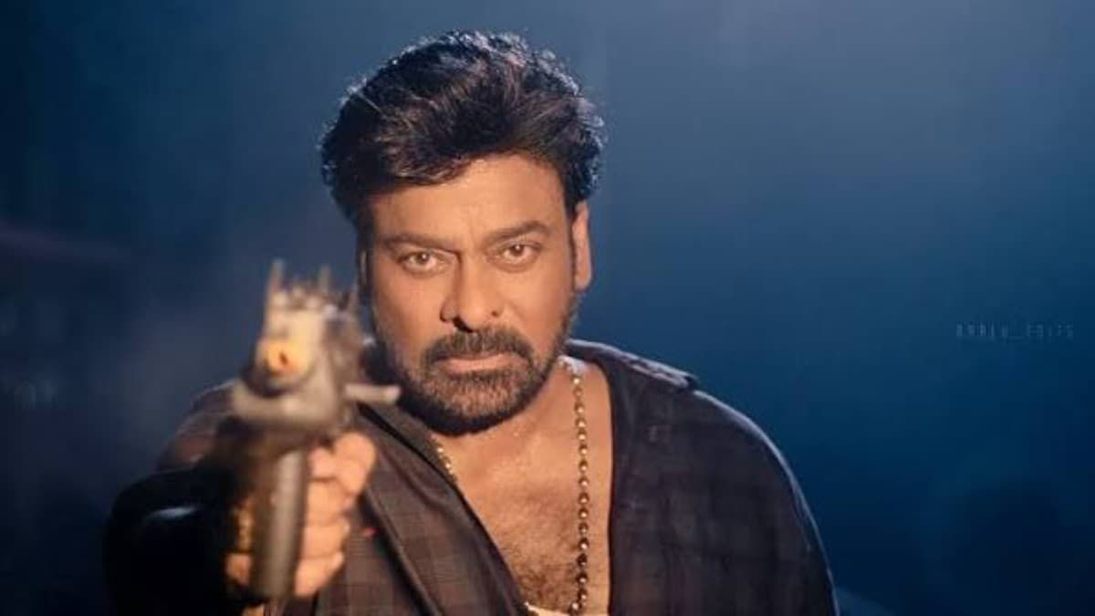 Megastar Chiranjeevi behind-the-scenes look from director Bobby Kolli's Telugu action entertainer movie Kaaka.